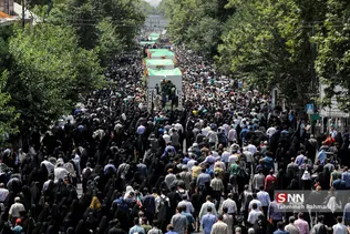 مراسم تشییع پیکر مطهر ۱۵۰ شهید دفاع مقدس در تهران