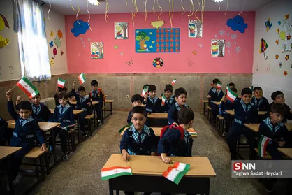 بازگشایی غیرحضوری مدارس پایتخت از ۱۵ شهریور/علاوه بر کلاس اولی ها، دومی&zwnj;ها هم مدرسه می&zwnj;روند