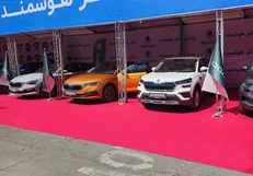 تحویل نمادین تعدادی خودرو وارداتی به متقاضیان/ وزیر صمت: حذف سامانه یکپارچه خودرو صحت ندارد