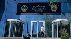 شاخص بورس تهران در اولین روز کاری هفته