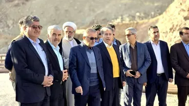 استاندار کهگیلویه: دکل حفاری میدان گازی مختار جابه‌جا نمی‌شود