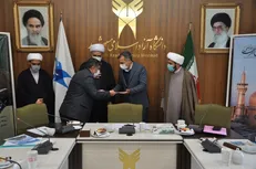 فعالان نخستین جشنواره ملی شعر مولود کعبه دانشگاه آزاد خراسان رضوی تجلیل شدند