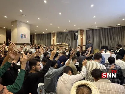 برگزاری مراسم دعای کمیل با حضور کاروان دانشجویی در مدینه منوره+تصاویر