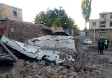 خدمات‌رسانی به مناطق زلزله زده آذربایجان شرقی سرعت گرفت / ۶۰ درصد آوار‌برداری انجام شد