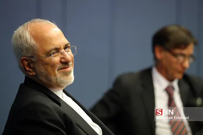 شورای تبیین مواضع بسیج دانشجویی فارس از ظریف برای شرکت مناظره در یکی از دانشگاه&zwnj;های شیراز دعوت کرد