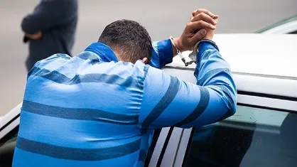 شرور سابقه&zwnj;دار با ۱۳ گلوله پلیس در تهران زمین&zwnj;گیر شد+عکس