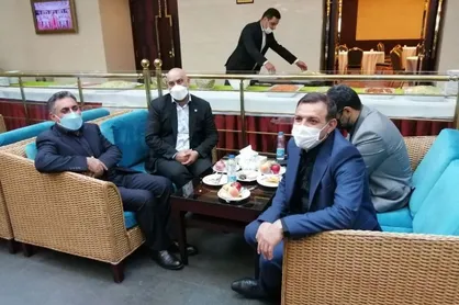 جلسه صدری با عزیزی خادم