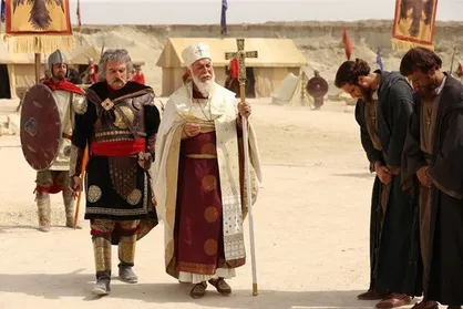 گریم کدام چهره&zwnj;ها در سریال &laquo;سلمان فارسی&raquo; رونمایی شده است؟ +عکس