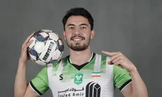 طباطبایی مهاجم خیبر رتبه یک کنکور شد!