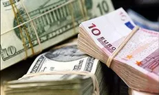 نرخ ارز در بازار ثانویه به ۸۲۴۰ تومان رسید/ ۸۰ میلیون یورو معامله در دو روز اول