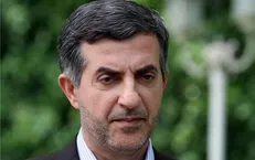 مشایی با وجود ابلاغ وقت در دادگاه تجدید نظر حاضر نشد/ برگزاری جلسه دادگاه با حضور وکلای متهم