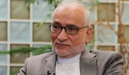 تعادل بین اصلاح&zwnj;طلبان و اصولگرایان به نفع نظام جمهوری اسلامی است/ کشور به ٤ حزب نیرومند احتیاج دارد