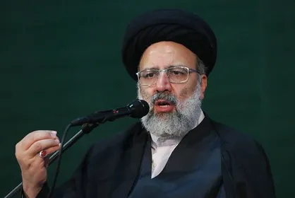 رئیسی: هر کس &zwnj;انتخابات را زیر سوال ببرد در جریان جبهه دشمن قرار می&zwnj;گیرد&zwnj;