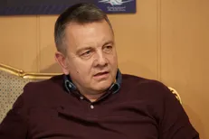 آمریکا باید با تیم ملی والیبال ایران همکاری کند