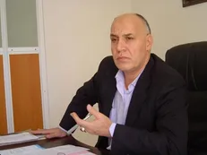 رهبر: مردم در تکمیل آورده ۴۰ میلیون تومانی ناتوان هستند / الگوی مسکن مهر در طرح اقدام ملی تکرار شود
