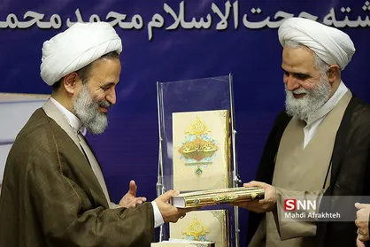 اولین کسی که کتاب ابراهیم هادی را به من معرفی کرد حجت&zwnj;الاسلام محمدیان بود/ نوشتن درباره علی(ع) توفیق می&zwnj;خواهد