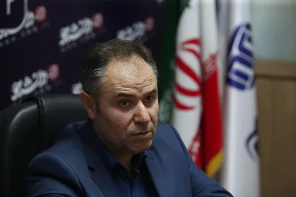 وثوقی: ایران در بازار تجارت&zwnj;جهانی مغازه&zwnj; چهارنبش دارد / دارو تولید می&zwnj;کنیم اما توان فروش به همسایگان را نداریم!