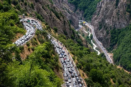 ترافیک نیمه سنگین در محورهای اصلی مازندران/ محدودیت یک&zwnj;طرفه از بعدازظهر امروز