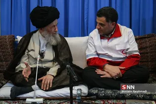 دیدار علی‌اصغر پیوندی مدیرعامل جمعیت هلال احمر کشور با آیت‌الله علوی گرگانی مرجع تقلید شیعیان