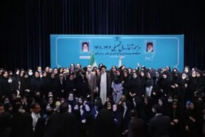 من اطمینان دارم حتما این نسل دشمن را ناکام خواهد گذاشت
