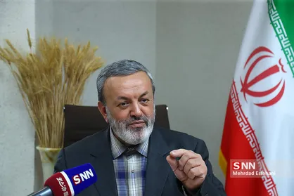 نفوذی&zwnj;ها ماموریت دارند مانع رونق کشاورزی شوند / قوانین محیط زیست را به محیط ایست تولید تبدیل کرده&zwnj;اند!
