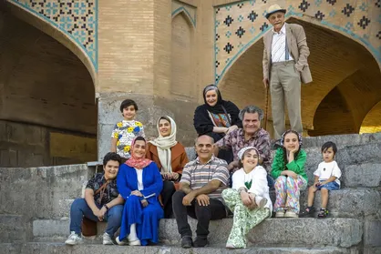 فیلمبرداری فیلم در بستر خشک زاینده رود تمام شد/ &laquo;هر چی تو بگی؟!&raquo;، کودکانه&zwnj;ای به شیرینی اصفهان