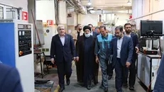 بازدید رئیس جمهوری از شهرک علمی و تحقیقاتی اصفهان/ زیست بوم فناوری و نوآوری توسعه می‌یابد