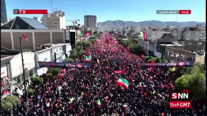 این همه لشکر آمده، به عشق رهبر آمده