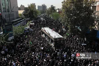 تشییع پیکر 135 شهید گمنام