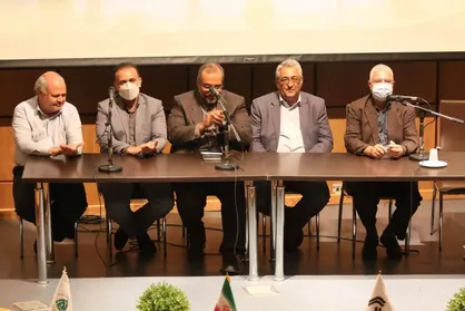 نشست دانشجویان نو ورود با هیئت رئیسه دانشگاه تحصیلات تکمیلی کرمان برگزارشد