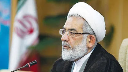 دادستان&zwnj;ها در دفاع از حقوق عامه کوتاه نیایند/ تاکید بر استفاده از مجازات&zwnj;های جایگزین حبس/دوتابعیتی&zwnj;ها معرفی و با آن&zwnj;ها برخورد شود
