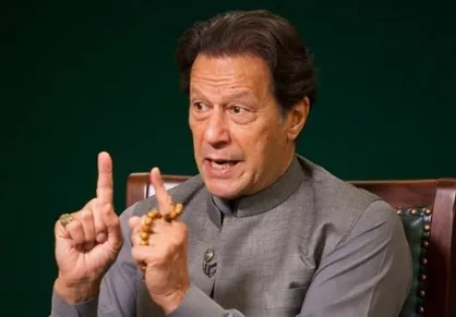 عمران خان: از همه جا از ما باج&zwnj;خواهی می&zwnj;کردند؛ همه می&zwnj;دانند که قدرت در پاکستان کجاست!