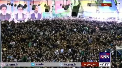 دانشگاه تهران مملو از جمعیت مردم پایتخت پیش از نماز بر پیکر شهدای خدمت