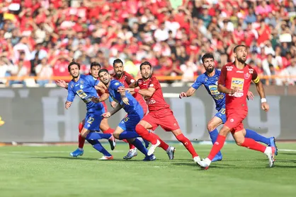 آخرین وضعیت واگذاری استقلال و پرسپولیس؛ قرمز&zwnj;ها یک سال جلوتر