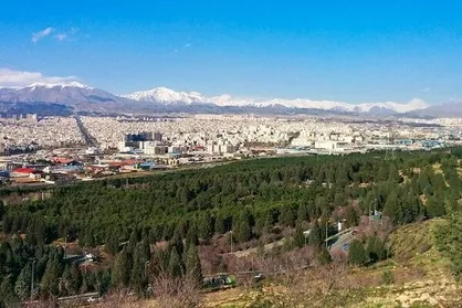 رفع موانع کاشت ۳۰ هزار درخت در بوستان سرخه حصار