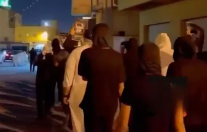 تظاهرات مردم بحرین در شهر &laquo;ستره&raquo; در محکومیت تجاوز رژیم صهیونیستی و آمریکا علیه ایران