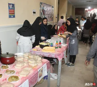 فروش غذا در دانشگاه لرستان به نفع بیماران هموفیلی
