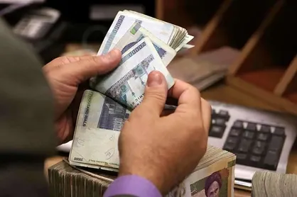 پرداخت وام&zwnj;های فرزندآوری و ازدواج باید در اولویت بانک&zwnj;های استان قرار بگیرد