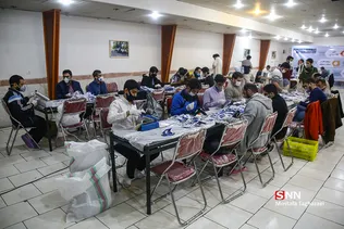 بازدید رئیس سازمان بسیج از کارگاه تولید ماسک و مواد ضدعفونی در لانه جاسوسی آمریکا
