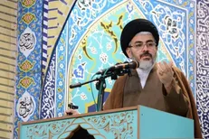 امام جمعه ارومیه: شخصیت امام خمینی (ره) باید برای جوانان تبیین شود