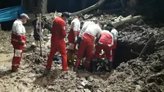 پیکر یکی از مفقودین سیل جاده چالوس پیدا شد/ تداوم عملیات جستجو
