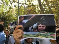 دانشجویان دانشگاه علم و صنعت معترضین را به اردوهای جهادی دعوت کردند/ اعتراض به عملکرد ضعیف رئیس دانشگاه
