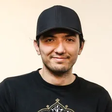 ذات هنر در مستقل دیدن شدن اثر است