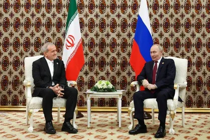 پوتین: موضع ما پشتیبانی از برنامه هسته&zwnj;ای ایران در سازمان ملل متحد است/ توسعه مسیر کریدور شمال جنوب را پیگیری خواهیم کرد + فیلم