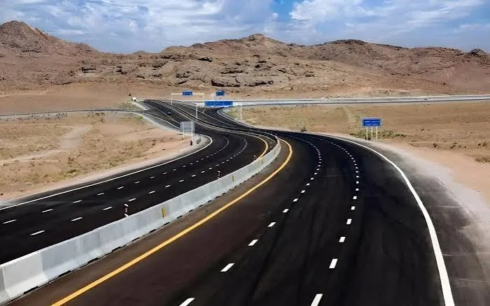بهره‌برداری از ۱۰ کیلومتر بزرگراه داراب – بندرعباس