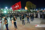 عزاداری شب چهارم محرم در حرم حضرت شاهچراغ(ع) شیراز با حضور عاشقان و دلدادگان اباعبدالله الحسین(ع) برگزار شد.