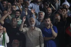 گفت‌وگوی جالب مرد گیلانی با هم‌ولایتی‌هایش درباره حمله امروز اسرائیل به ضاحیه + فیلم