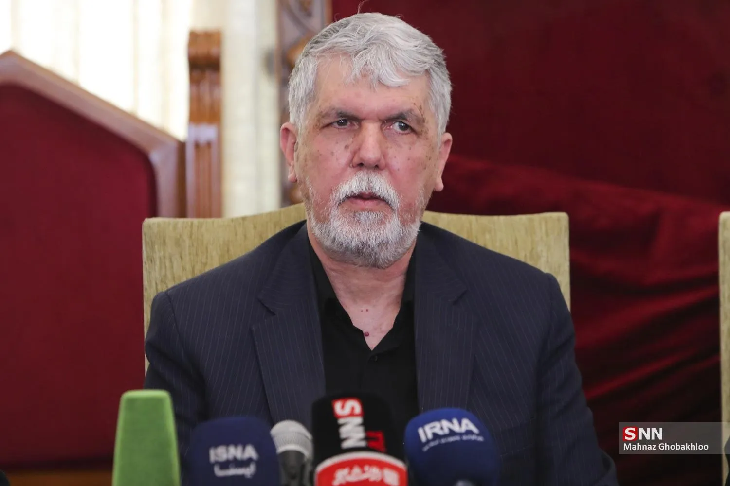 وزیر ارشاد: ایران در کنار دفاع، مرد سازندگی است/ پروژه‌های عمرانی در هفته دولت افتتاح شد