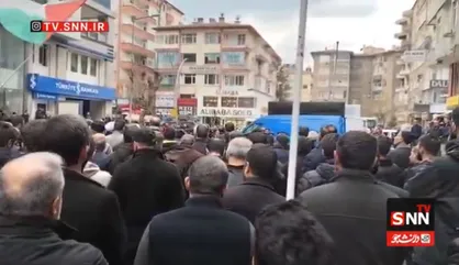 نماز میت غیابی برای شهید امام خامنه&zwnj;ای در دیاربکر ترکیه + فیلم