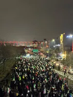 ▪️گزارش تصویری از پیاده روی شبانه مشهدی‌ها در عزای امام امت بلوار وکیل‌آباد 